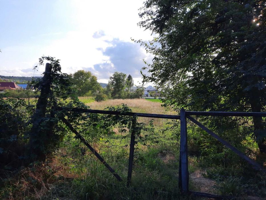 Teren intravilan  Conțesti 2032 m²