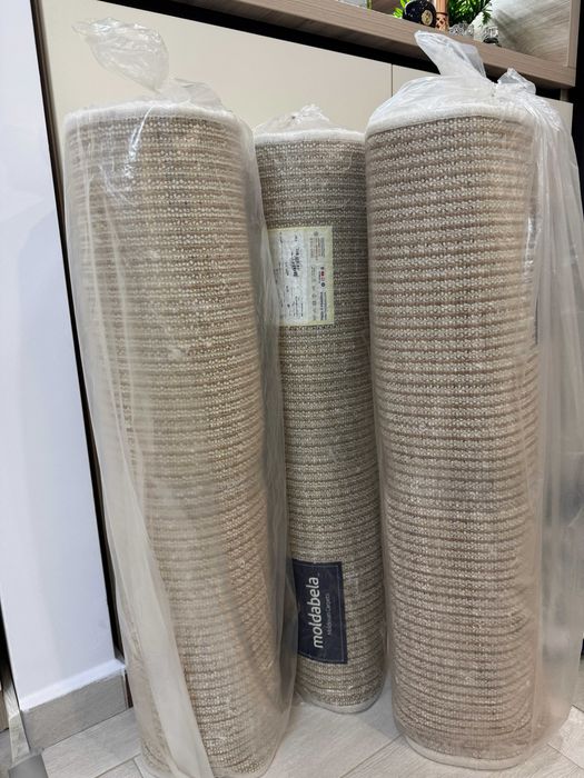 Covor crem, cu fir lung si pufos (200X300) + 3 traverse (80X150)