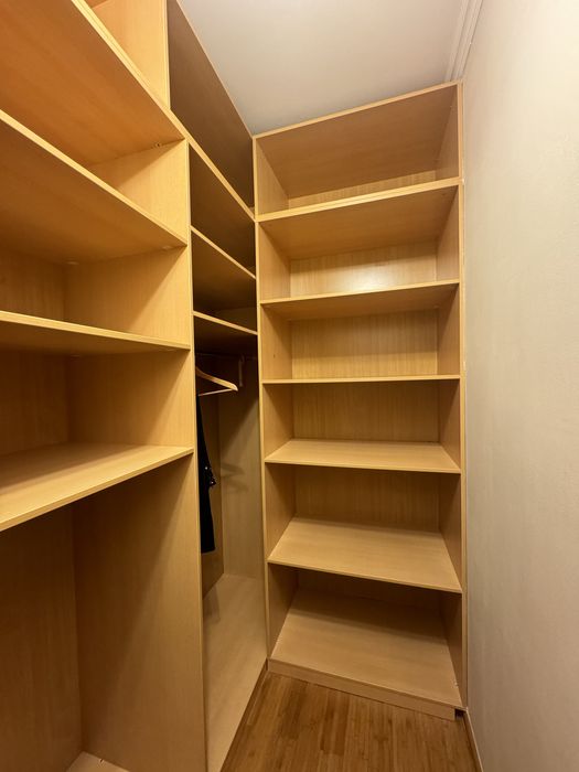 Мебель / шкафы / кровать