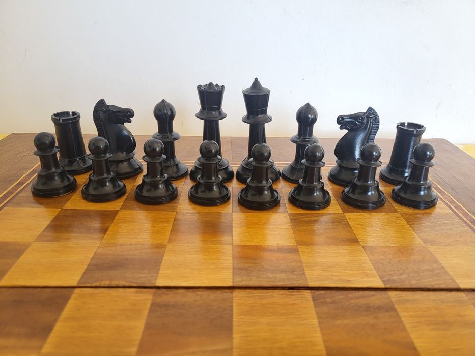 #5 Голям масивен дървен шах