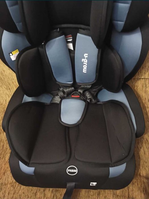 Scaun auto, înălțător U-grow, 9-36 kg. (NOU)