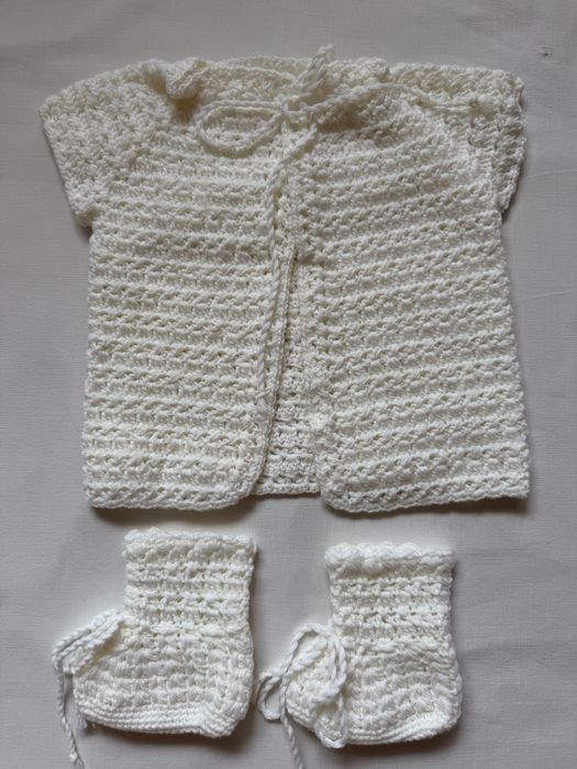 Бяло елече със терлички