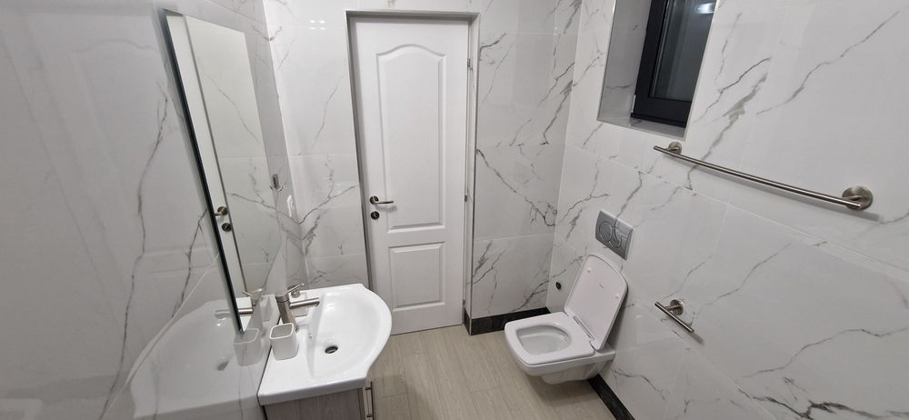 Casa (noua)de vanzare in Ludus