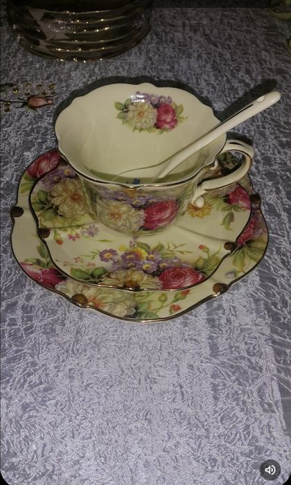 Продам чайный сервиз