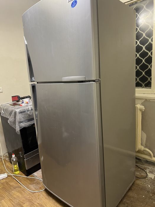 Холодильник SAMSUNG