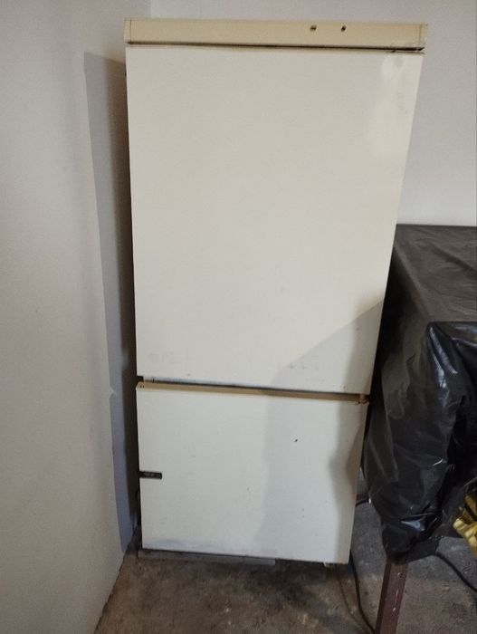 Холодильниклар Сотилади