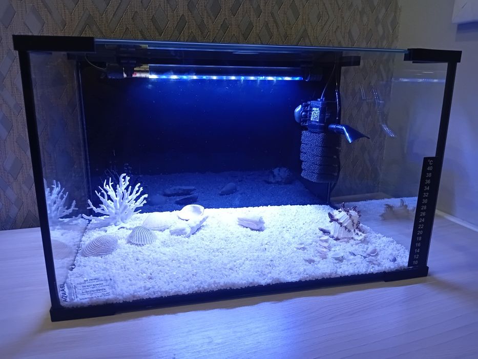 Продам аквариум aquael