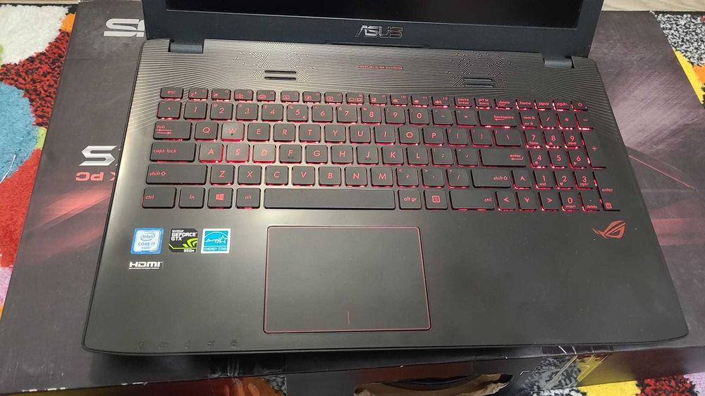 Laptop Gaming ASUS ROG GL552VX , i7-6700HQ , nvidia 950m de 4 gb