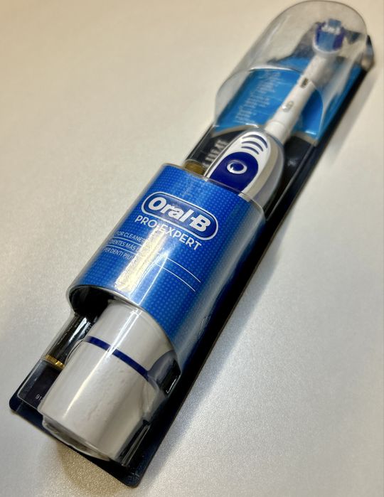 Periuță electrică de dinți Oral B Pro Expert