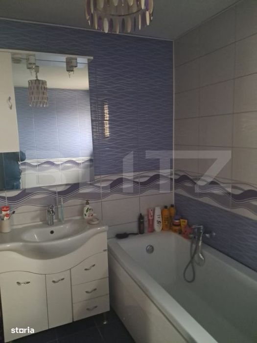 Casa de vanzare, 500 mp, zona Sendreni