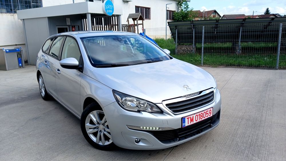 Peugeot 308 1.6 BLUEHDI 120 Cp**2016**Euro 6**Navigatie**Super dotari **Consum 4,5L/100km**Stare f buna**