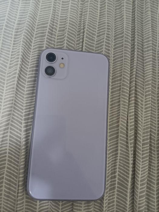 Vand iphone 11, 150 lei