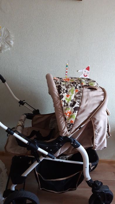 Коляска трасформер в идеальном состоянии!