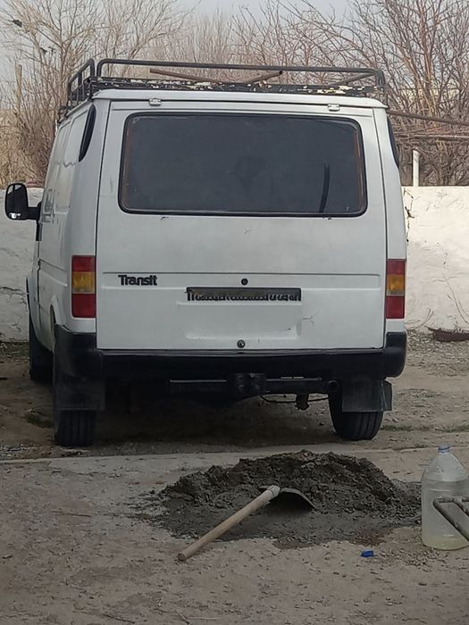 Ford transit 1998 yil remontdan chiqqan mator korobka qilingan mashina