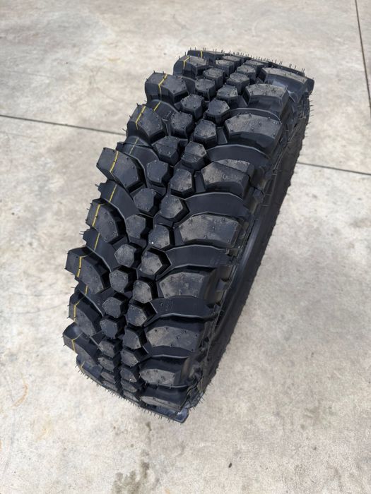4 Anvelope 235/70 R15 Noi Simex Off-Road Cramponate M+S Dot 2026