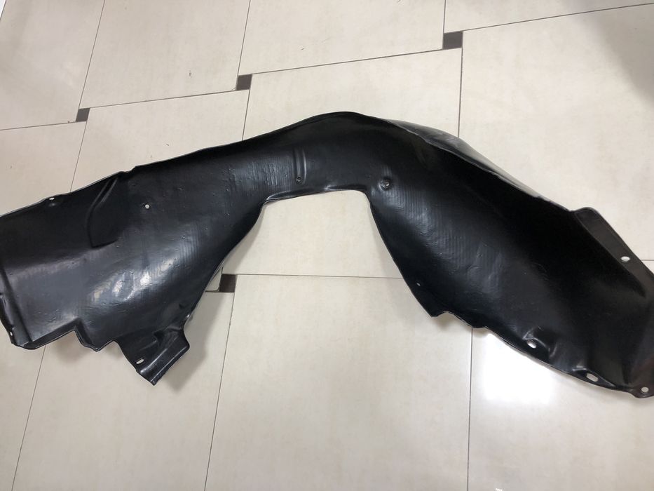 Подкрылок подкрыльники передние БМВ 7 Е38