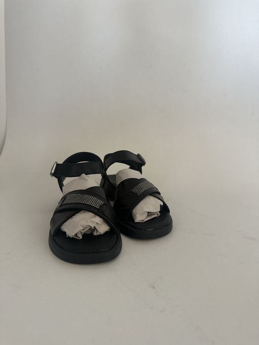 Sandale noi  comode si elegante