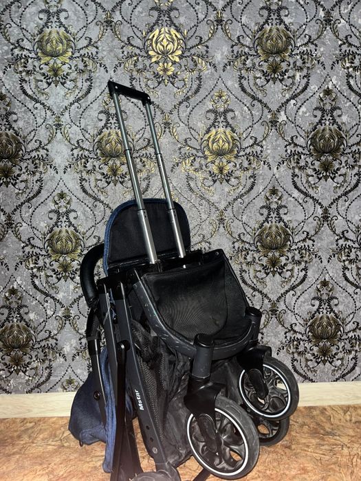 Каляска, тёмный синий