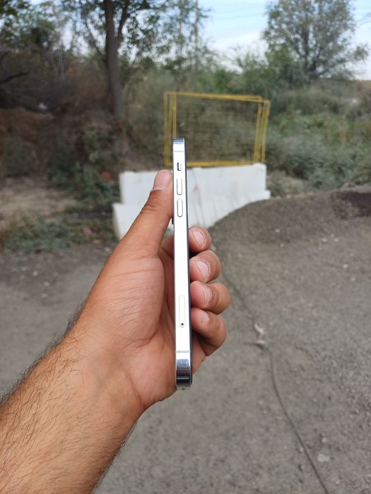 iPhone 12 Pro 128 ГБ — белый