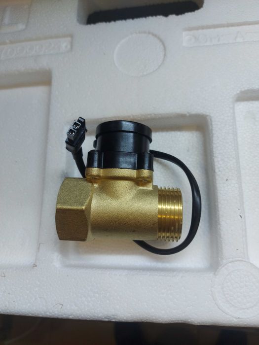 Датчикът за поток 1/2