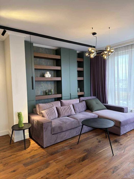 Дава се под наем Тристаен апартамент в София, Кръстова вада - 90 кв.м за 1495.83 € - Снимка #1