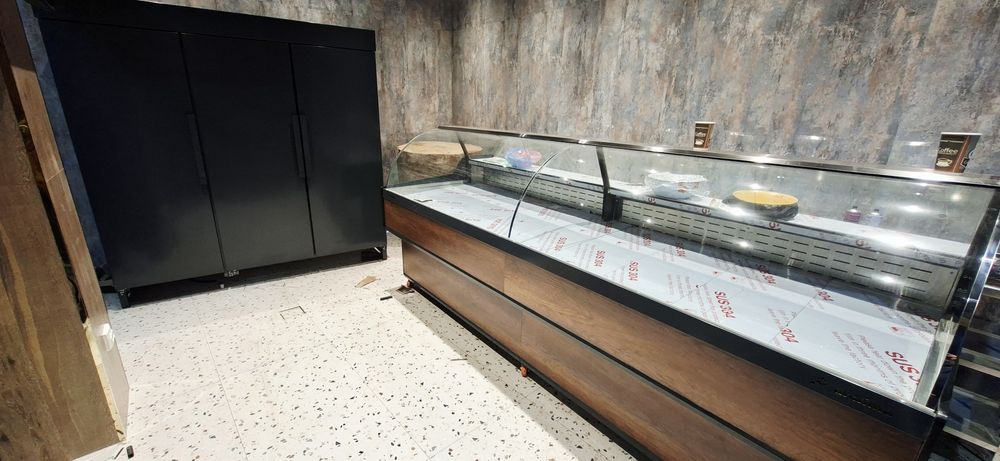 Холодильник витрина