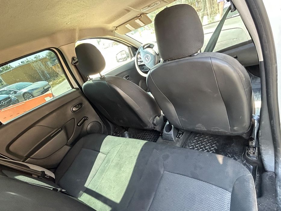 Dacia Logan.