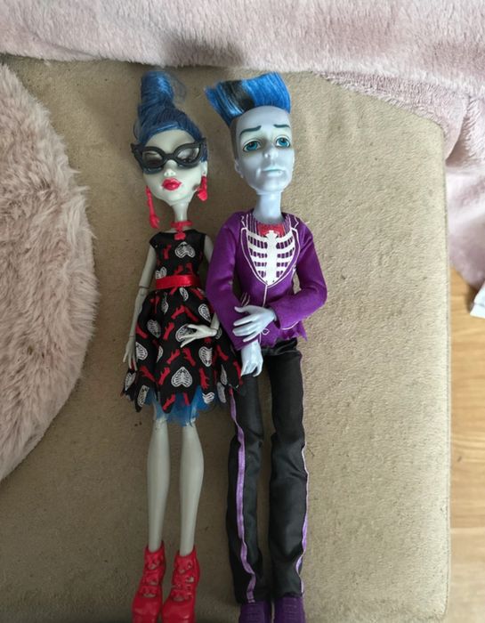 Papusi monster high URGENT!!