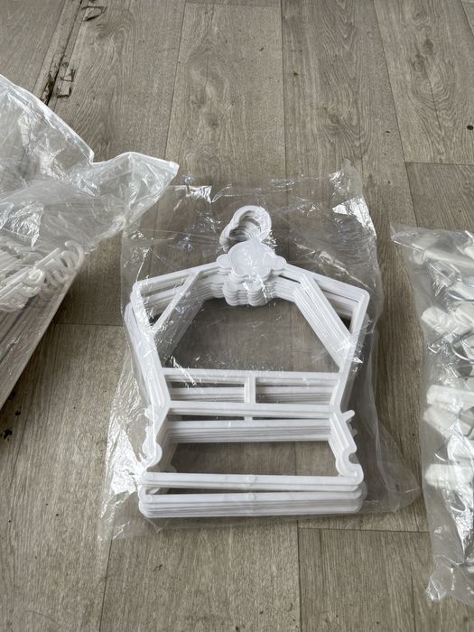 Детские  вешалки