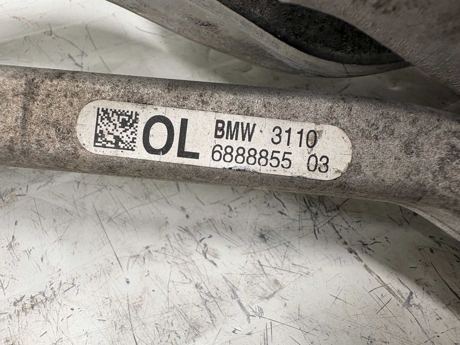 Ляв Шенкел С Два Носача И Лагер За БМВ Г20 Г22  ХДрайв 6877147 6888855 BMW G20 G22 XDrive