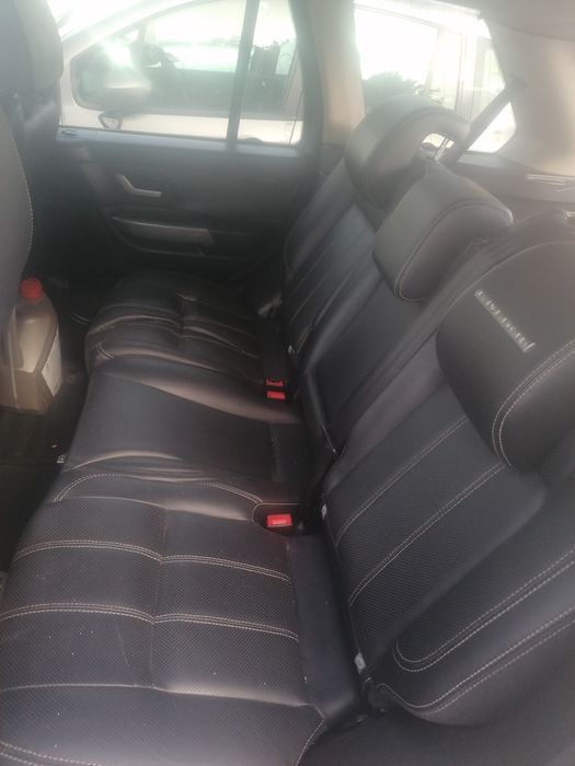 Dezmembrez range rover sport