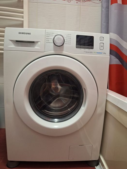 Masina de spalat Slim Samsung EcoBubble 6 kg