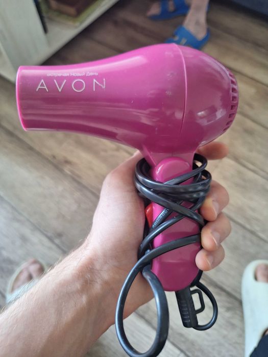 Розовый Фен AVON