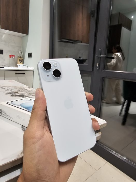 Продам iPhone 15 128gb