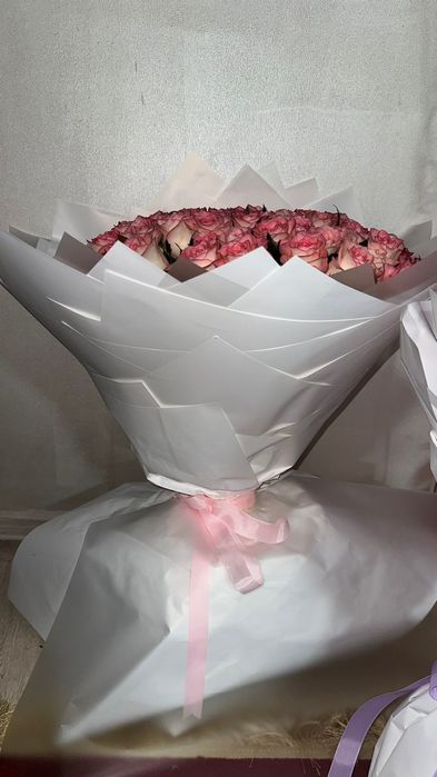 Букет роз. 20 000