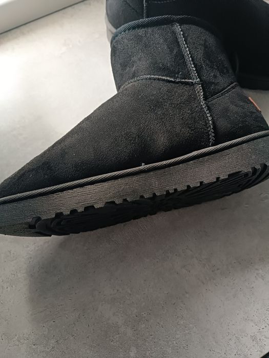 Зимние угги женские