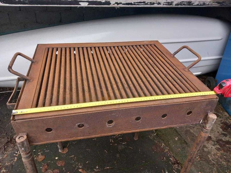 Gratar - pentru mici sau fripturi la gratar