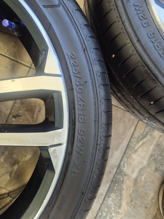 Оригинални джанти 18 цола  с гуми Vw Golf 7 5X112 57.1 7.5x 18ET49