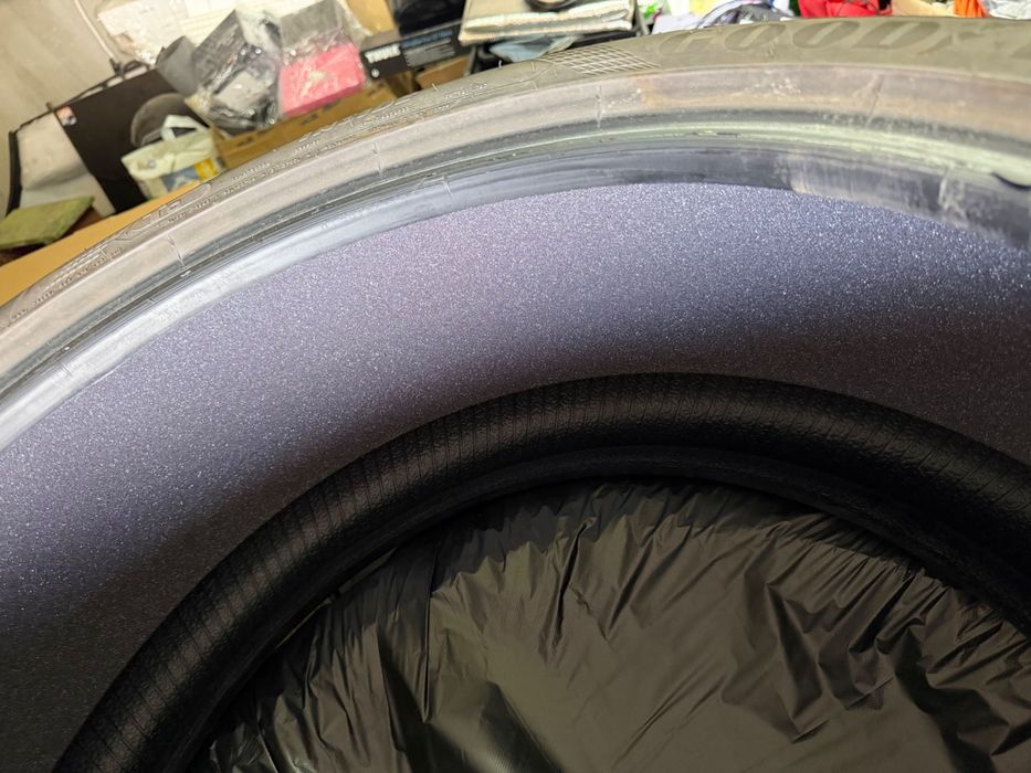 Продавам гуми 255/40/20 GoodYear Eagle F1 за Tesla Y