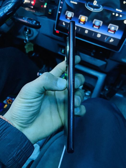 Honor x 9 b ideal xolatda