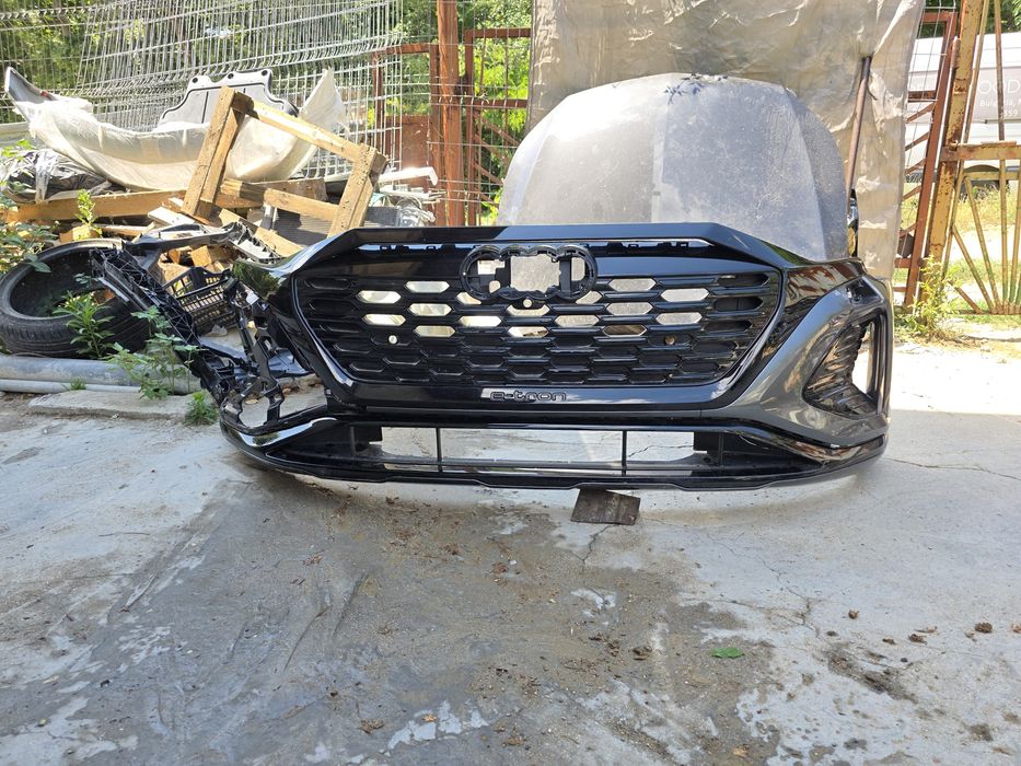 Audi Q8 E-Tron S-Line 2023 предна броня