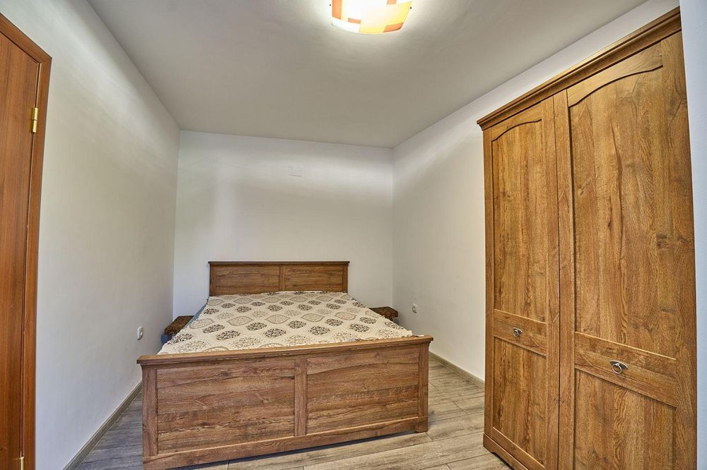 Дава се под наем Двустаен апартамент в Пловдив, Център - 65 кв.м за 460 € - Снимка #4