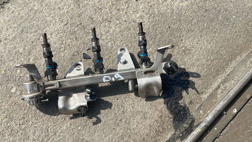 Rampa injectoare motor 0.9 turbo Dacia Logan / Sandero