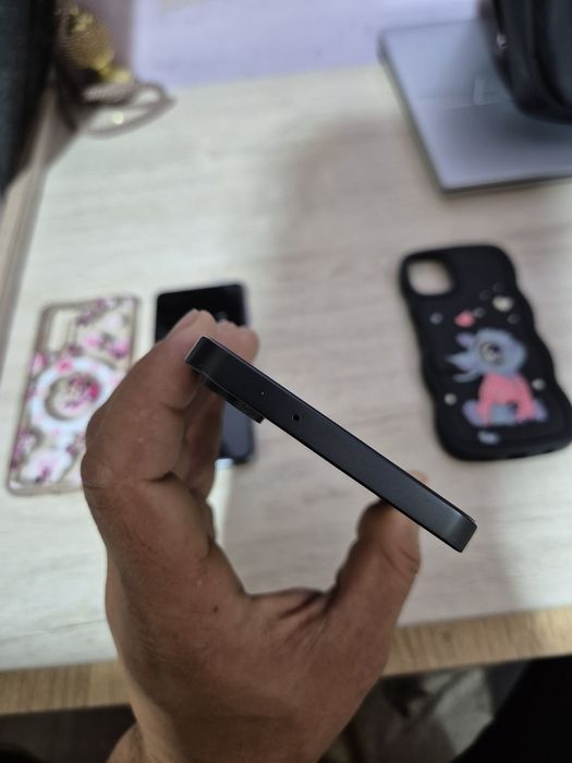 Srochno !!! Telefonlar sotiladi  Samsung s21  va Samsung A07