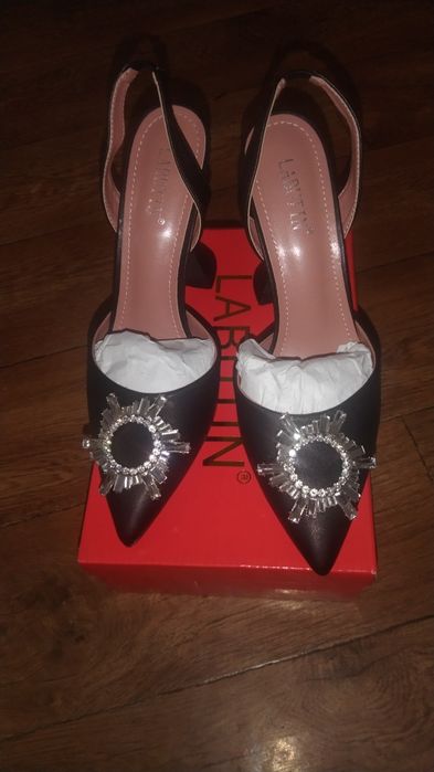 Туфли 39 размер новый 6000