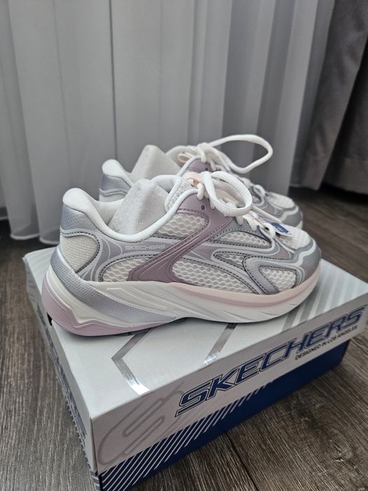 Нови маратонки Skechers