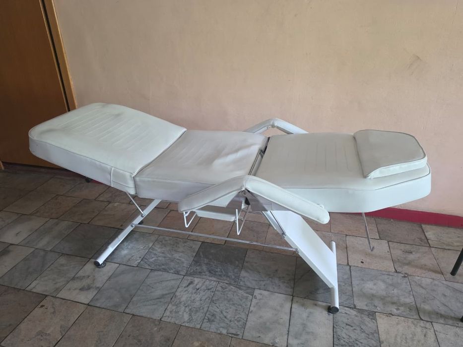 Косметологическая кушетка