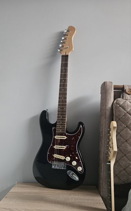 6 струна Китара Fever