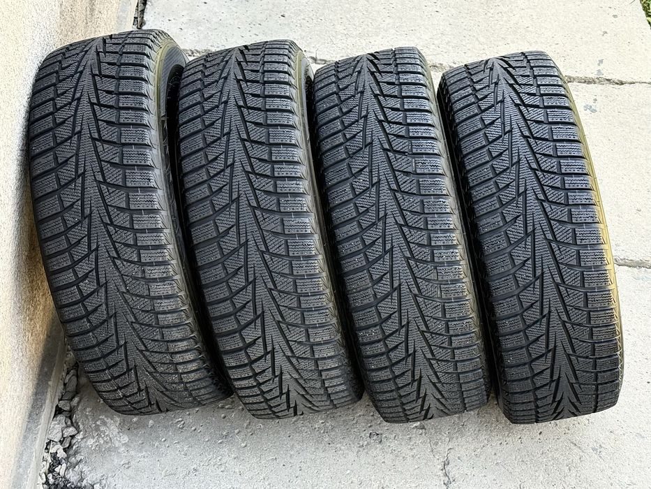 225|60 R17. Kumho I*Cept X.