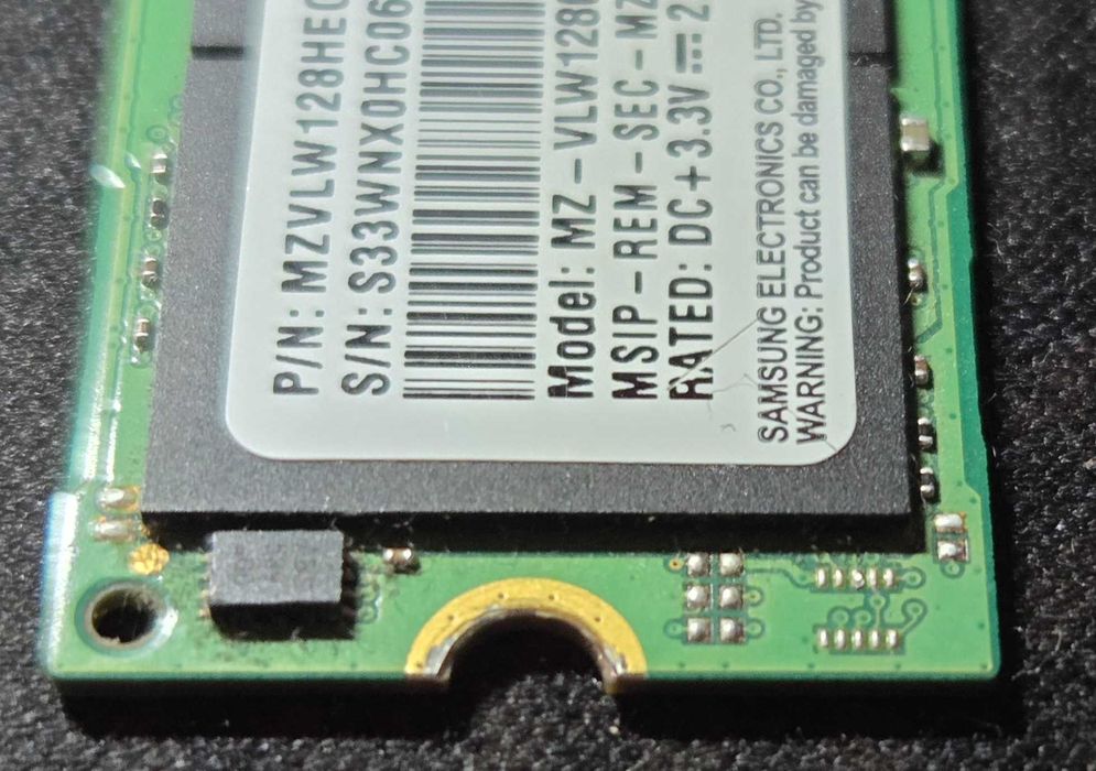 ССД: Samsung PM961 128 GB - M.2 NVME 2280 - 20% Здраве